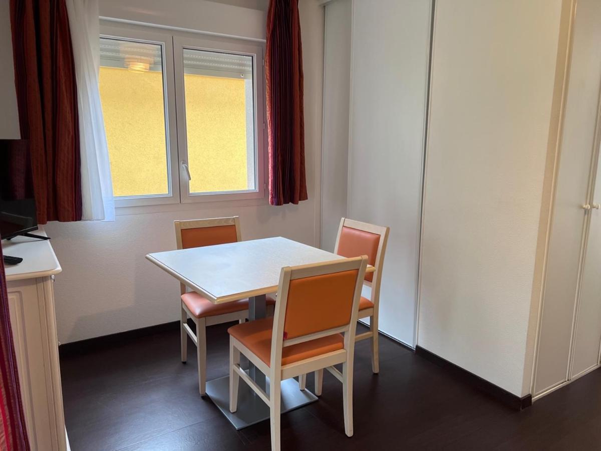 Les Bords De L'Aveyron Aparthotel Nègrepelisse Екстериор снимка
